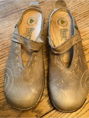 El Naturalista Taupe Leather Mary Jane Clogs